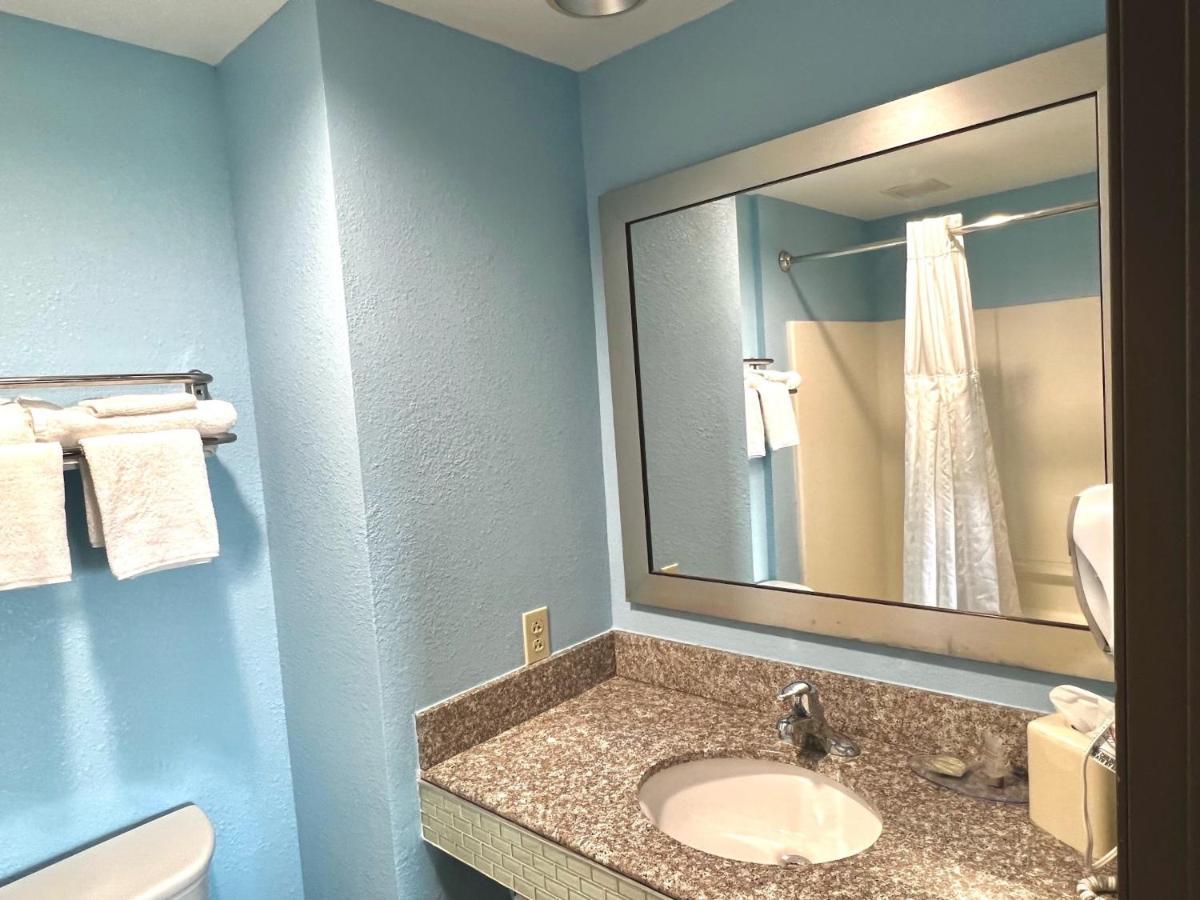 Hometowne Studios & Suites Washington Ngoại thất bức ảnh