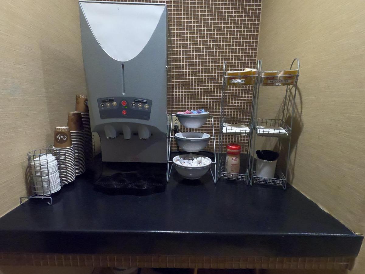 Hometowne Studios & Suites Washington Ngoại thất bức ảnh