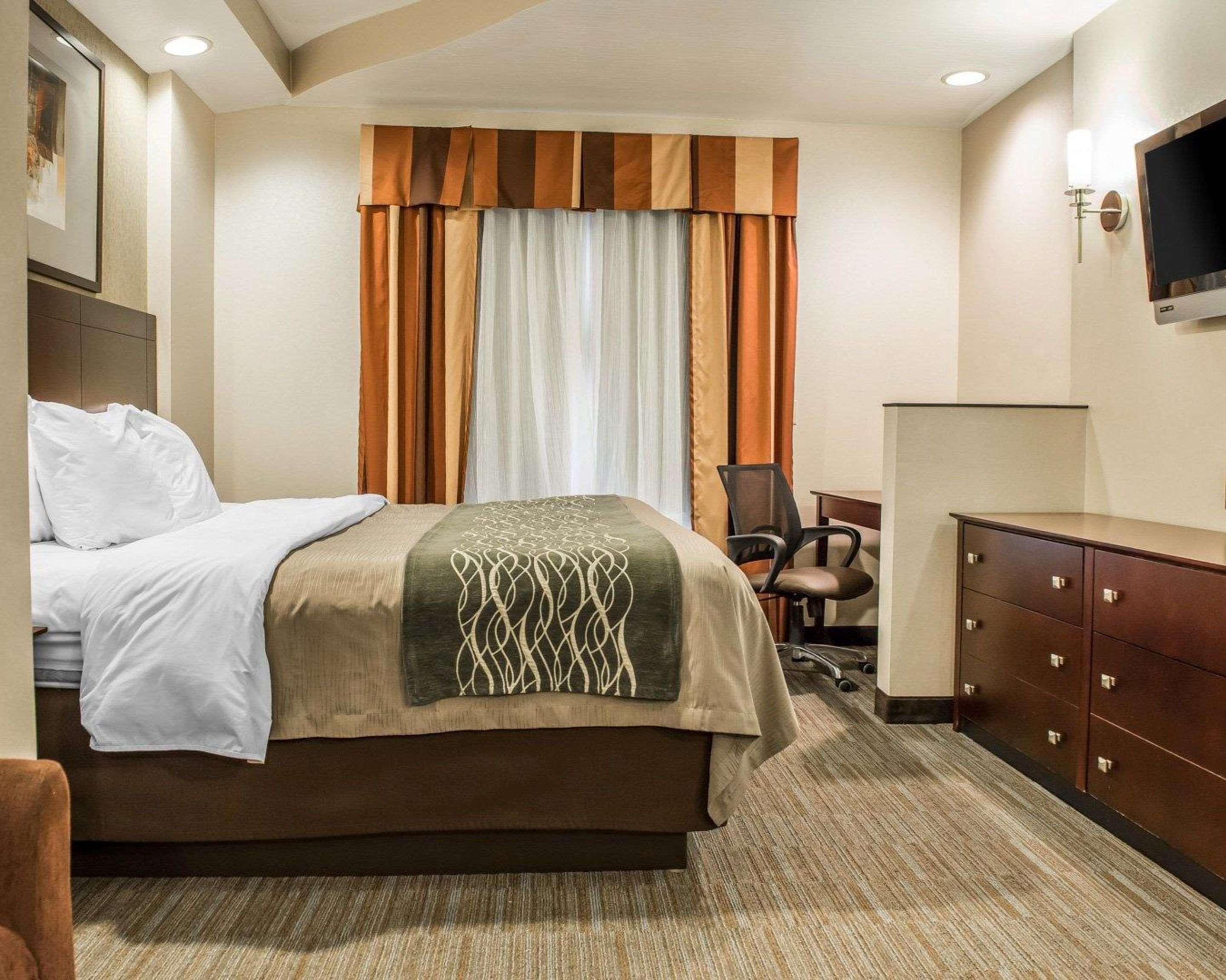 Hometowne Studios & Suites Washington Ngoại thất bức ảnh