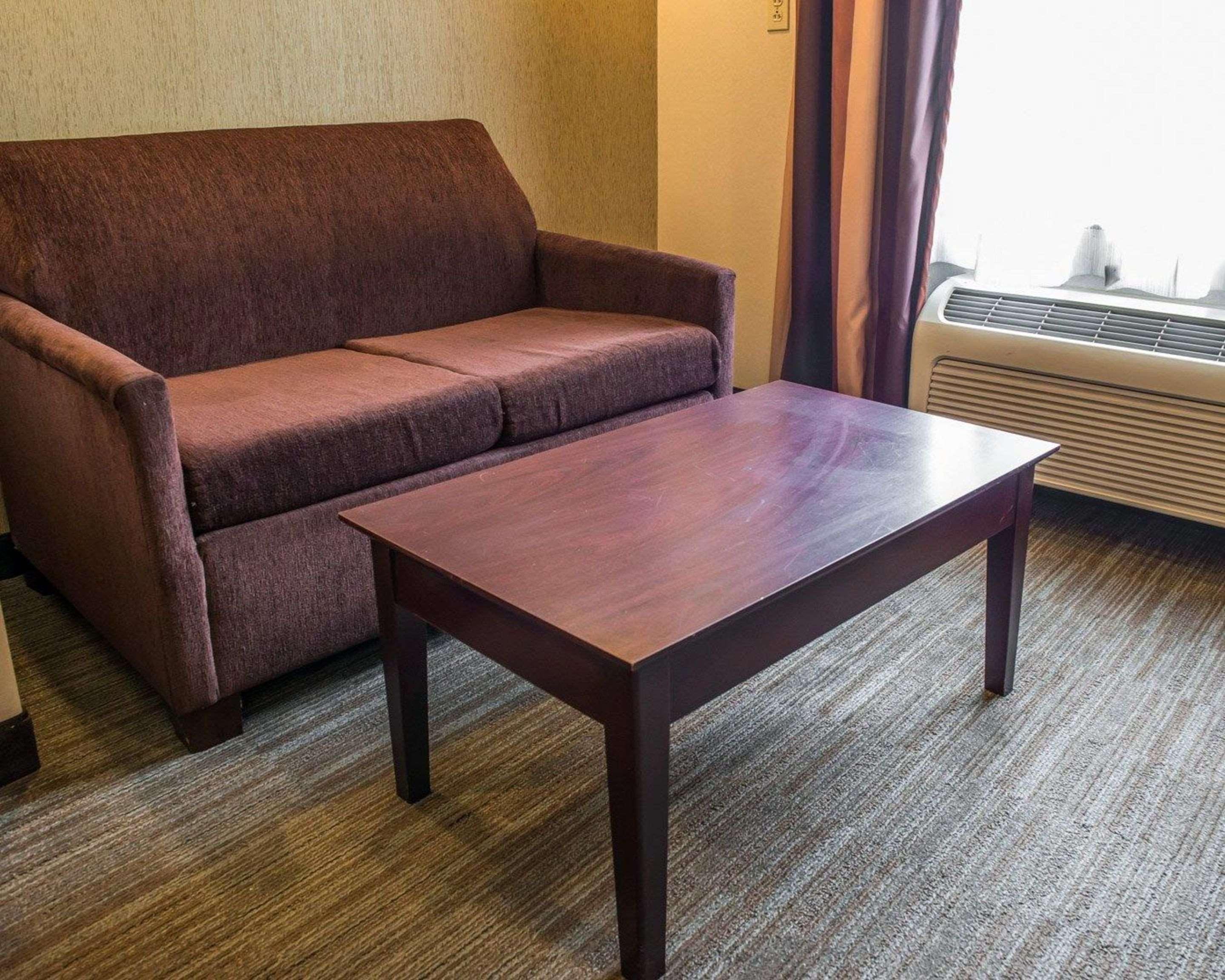 Hometowne Studios & Suites Washington Ngoại thất bức ảnh